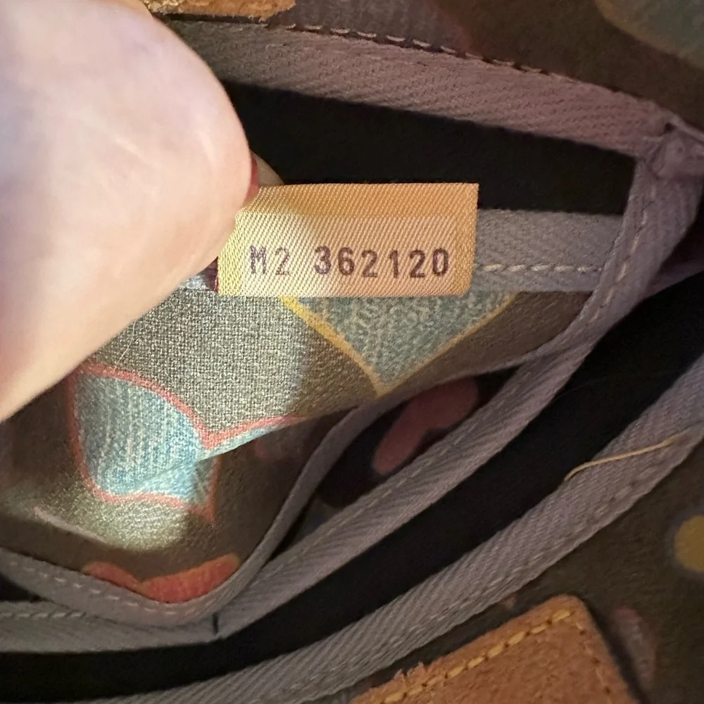 Dooney & Bourke Gray with Multicolor Heart Print - Picture 6 of 11